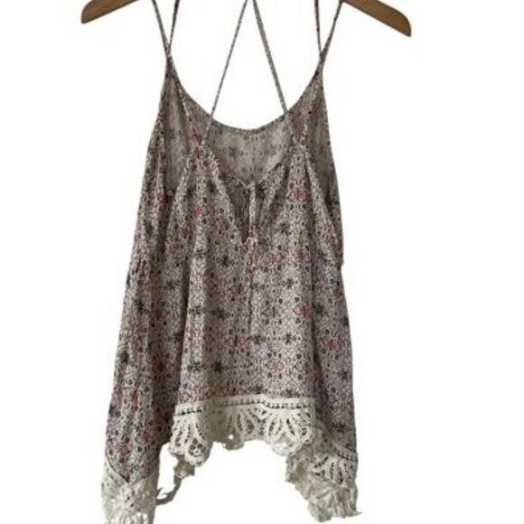 Boho Flowy Floral Strappy Tank Top - Picture 2 of 4
